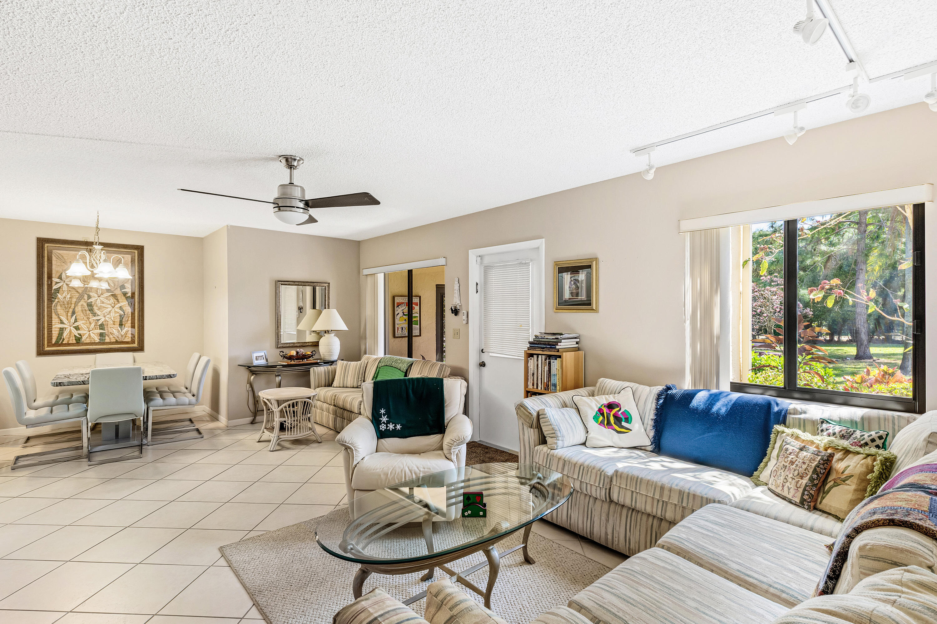 PINE RIDGE SOUTH III CONDO - Residential