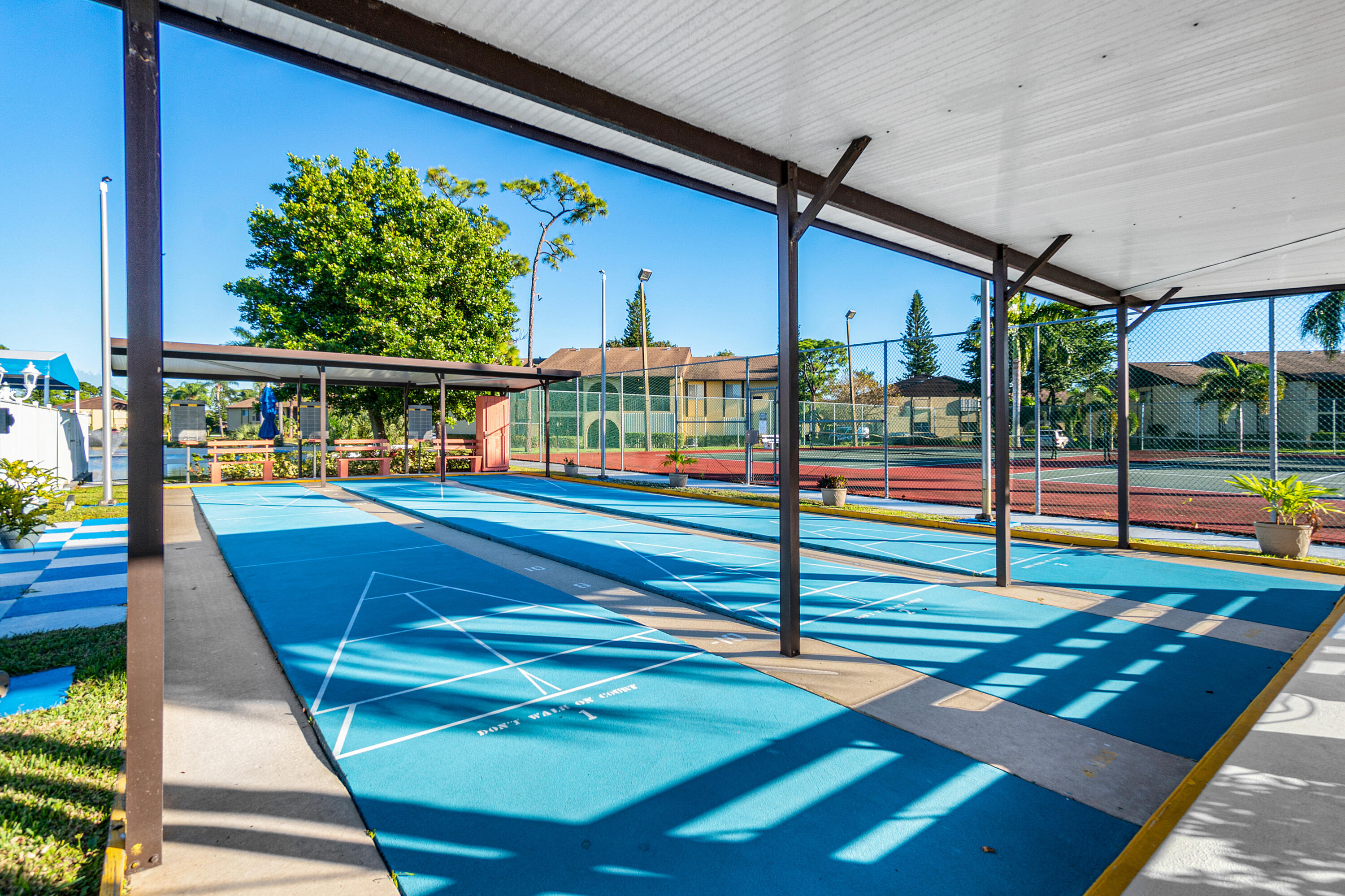 PINE RIDGE SOUTH III CONDO - Residential