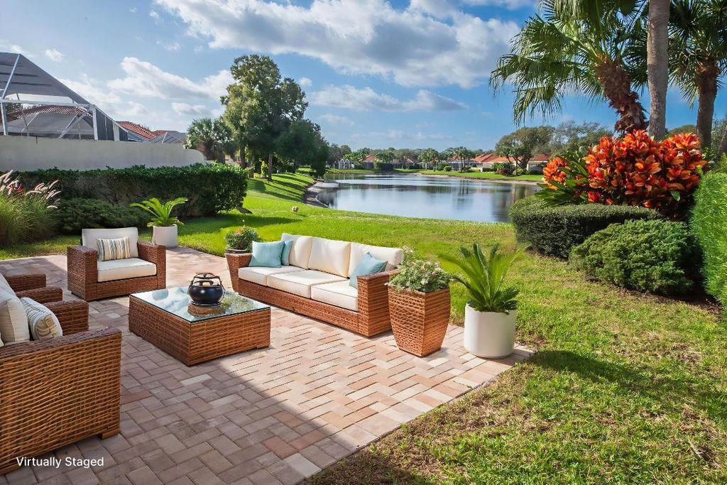 Photo of 294 Kelsey Park Circle, Palm Beach Gardens, FL 33410 (MLS # R11152407)