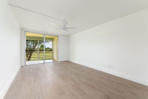 Condominium in Boca Raton FL 23277 Barwood Lane Ln 8.jpg