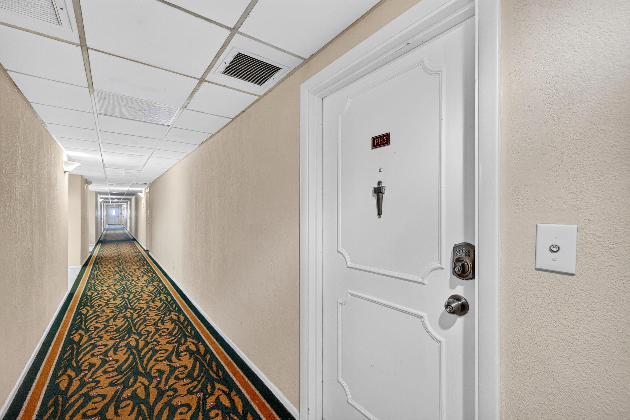 133 N Pompano Beach Boulevard Apt. Ph-5