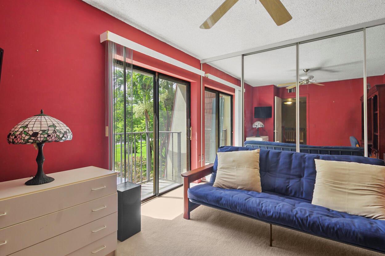 SUNSET TRACE AT MARTIN DO - Residential