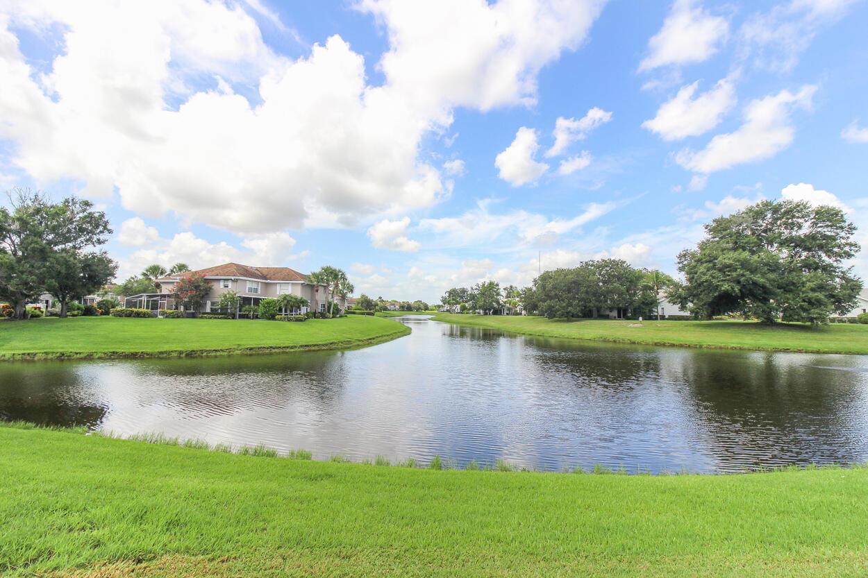 SUNSET TRACE AT MARTIN DO - Residential