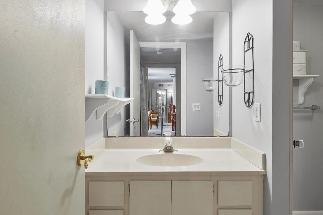 SUNSET TRACE AT MARTIN DO - Residential