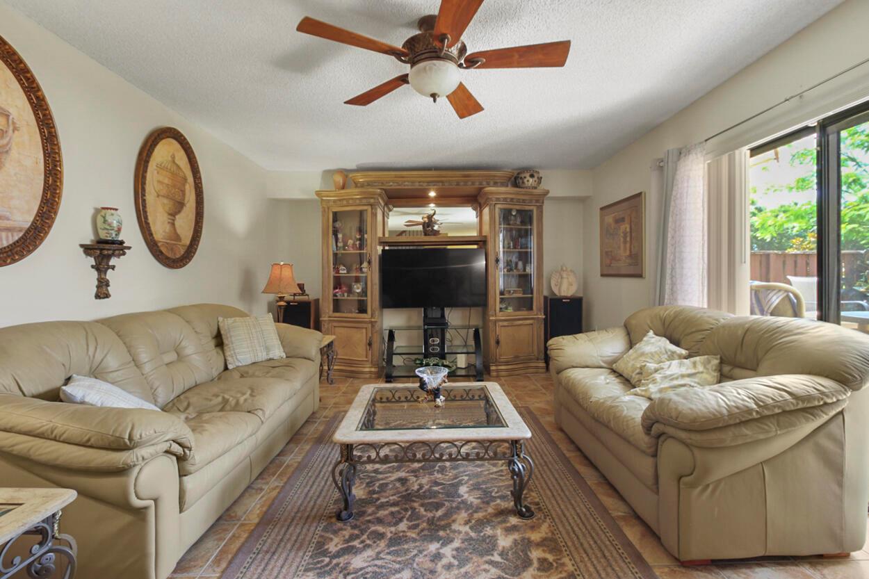 SUNSET TRACE AT MARTIN DO - Residential