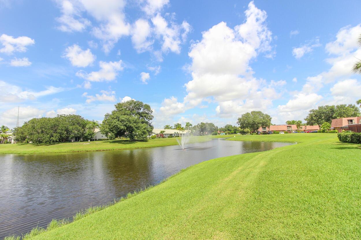 SUNSET TRACE AT MARTIN DO - Residential