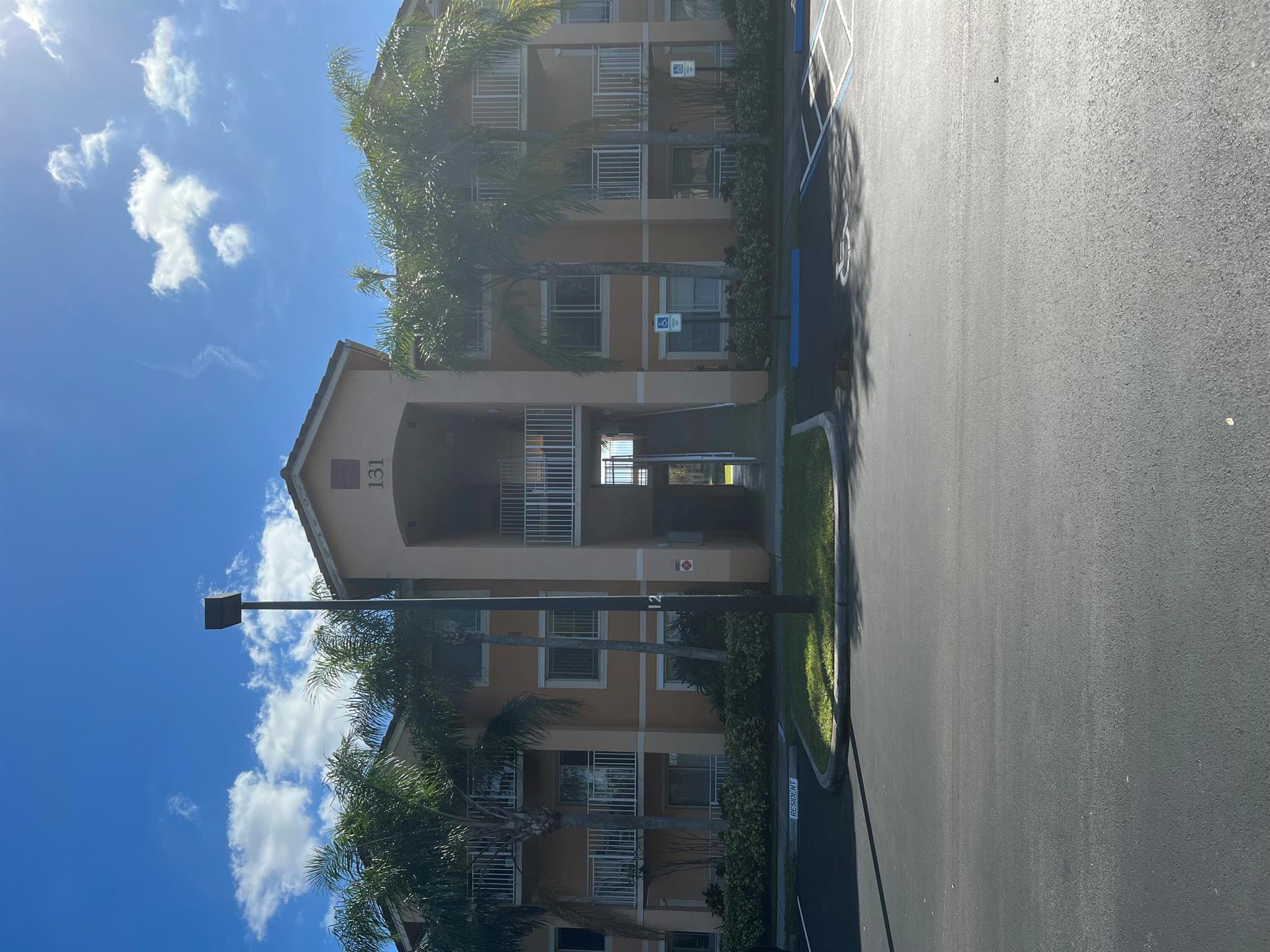THE CLUB AT ST LUCIE WEST - Residential Lease