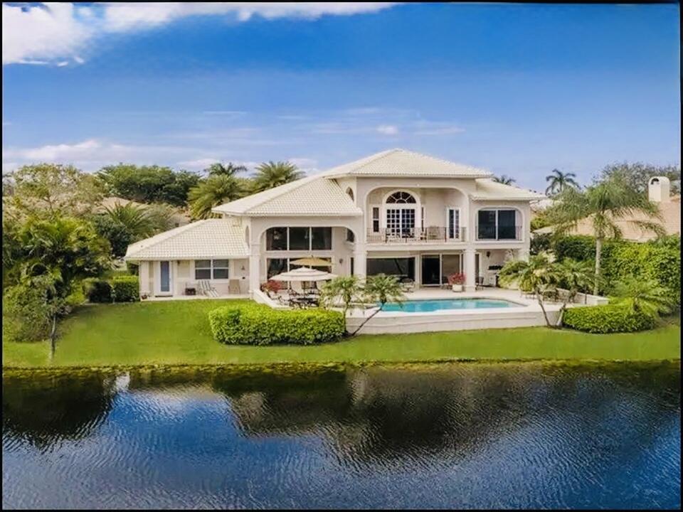 FAIRWAYS AT EAGLE TRACE - Residential