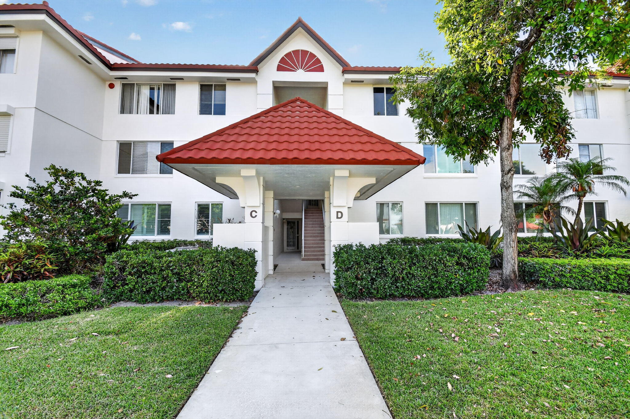 HALF MOON BAY CONDO - Residential