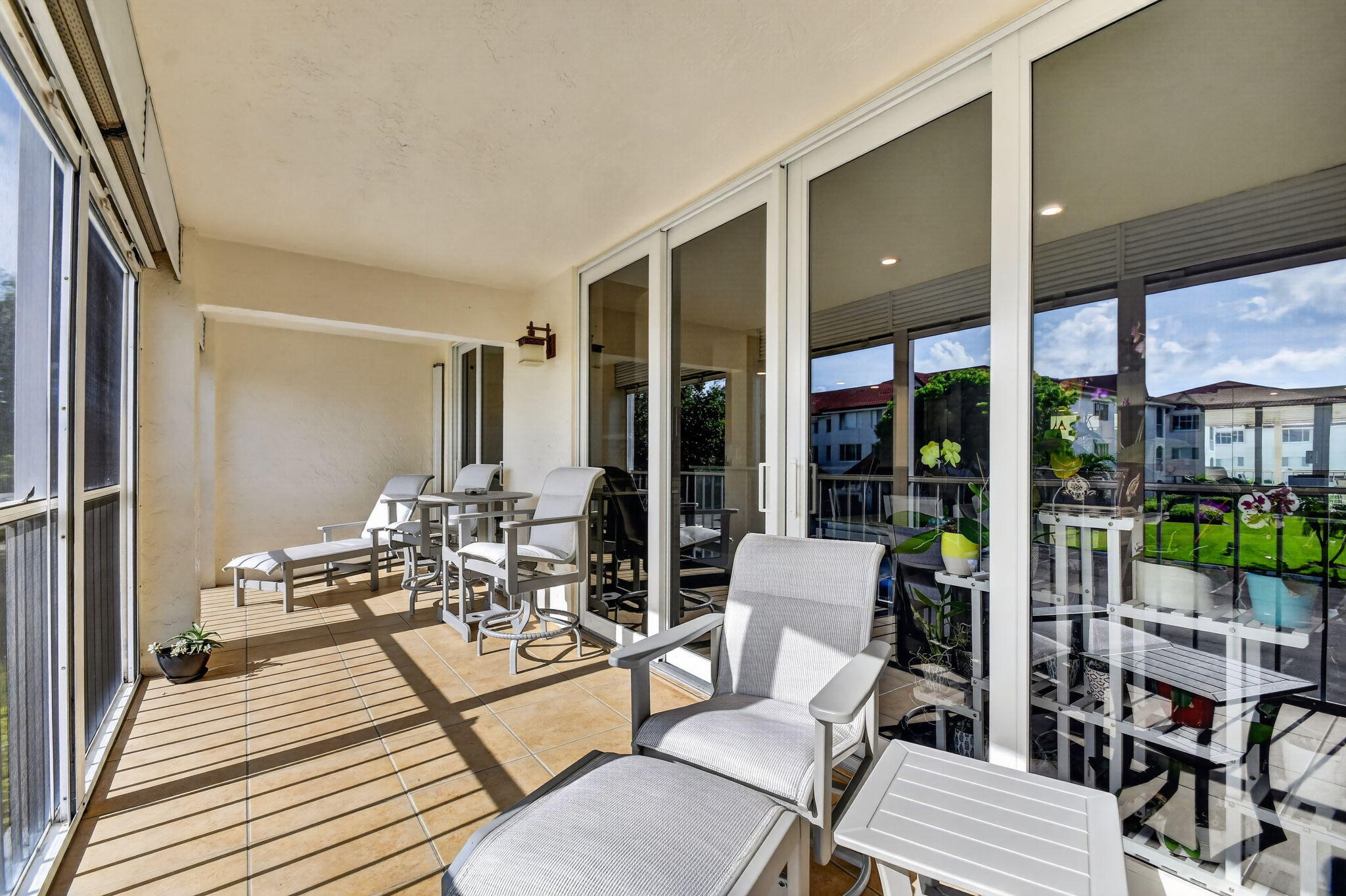 HALF MOON BAY CONDO - Residential