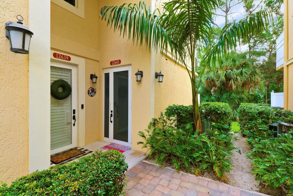 Photo of 12643 SE Old Cypress Drive, Hobe Sound, FL 33455 (MLS # R11112536)