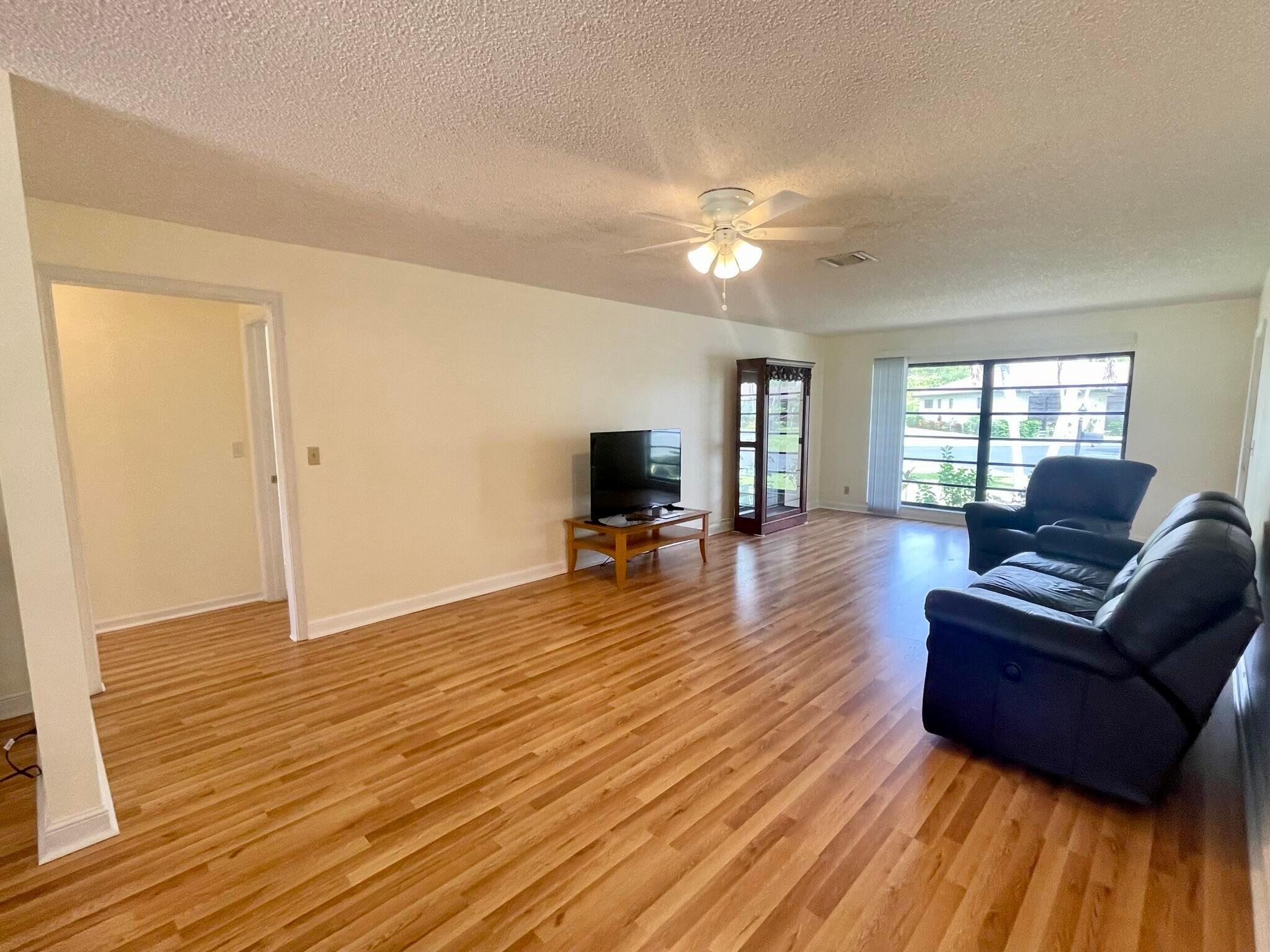 GREENTREE VILLAS - Residential Lease