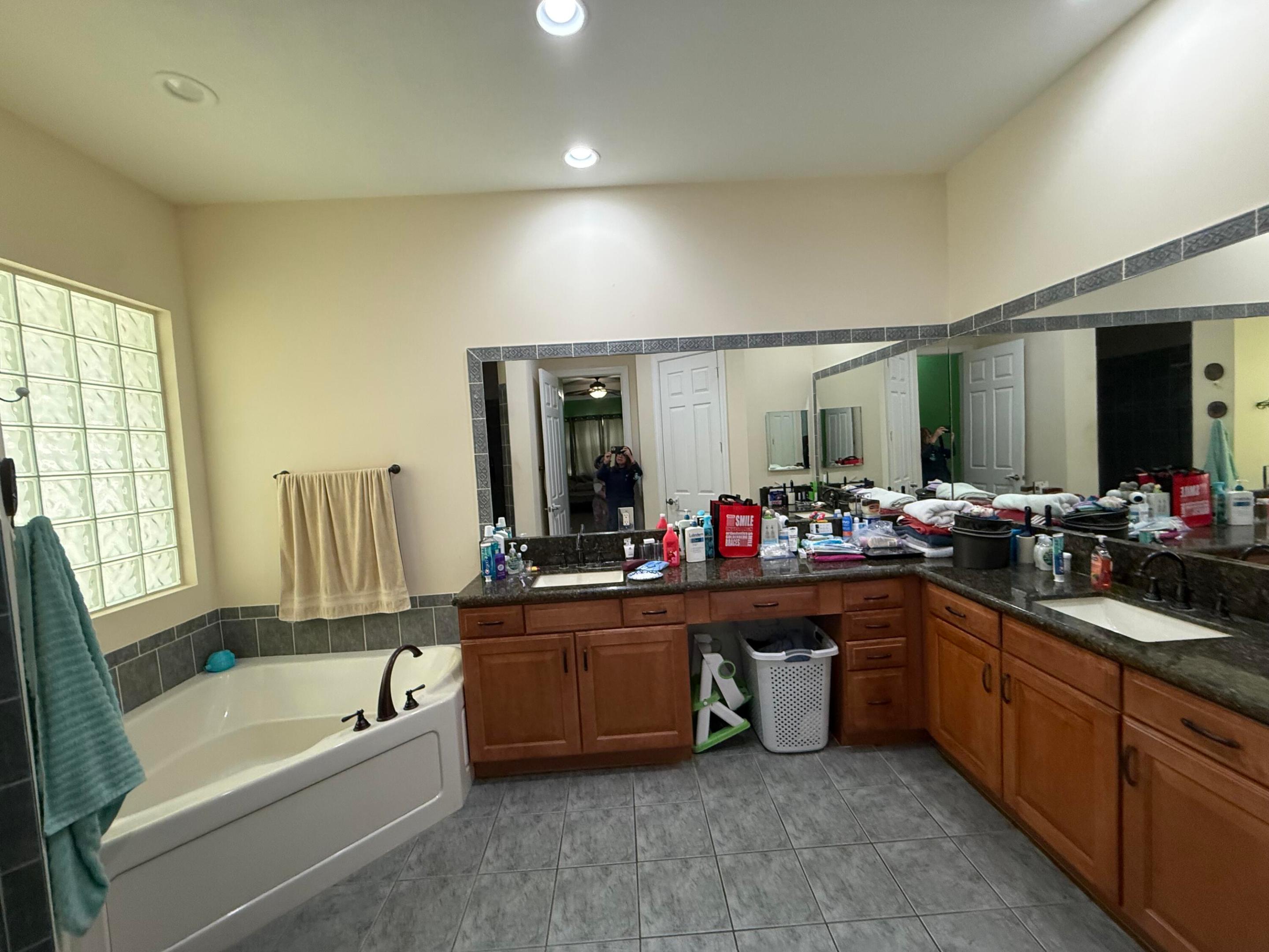 WYNDSONG ISLE ESTATES - Residential Lease