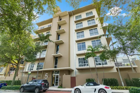 434 NW 1 Avenue Unit 303, Fort Lauderdale, FL MLS: F10441508