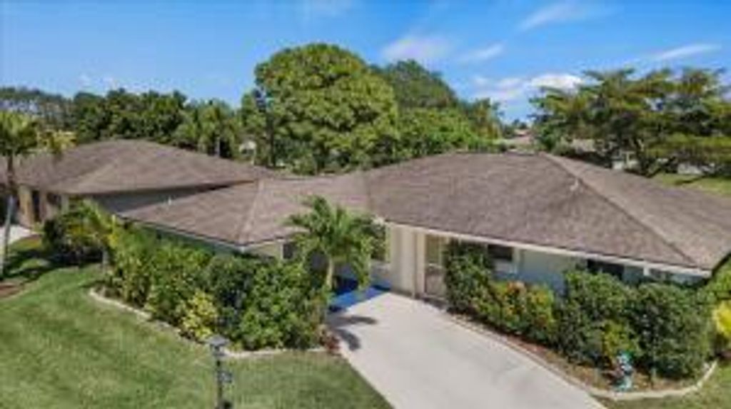 Photo of 5251 SE Sea Island Way, Stuart, FL 34997 (MLS # R10982524)