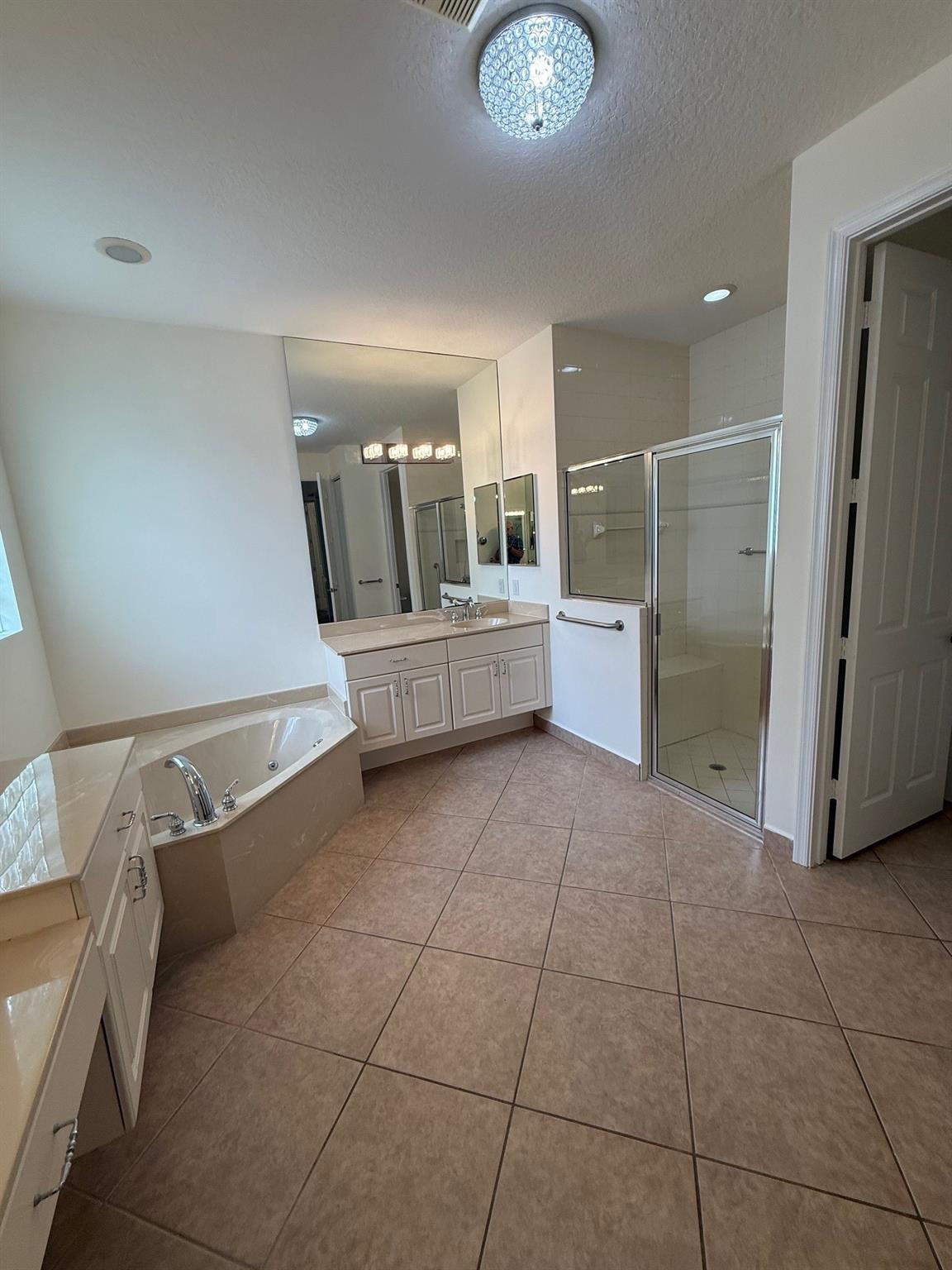 AVALON ESTATES - Residential