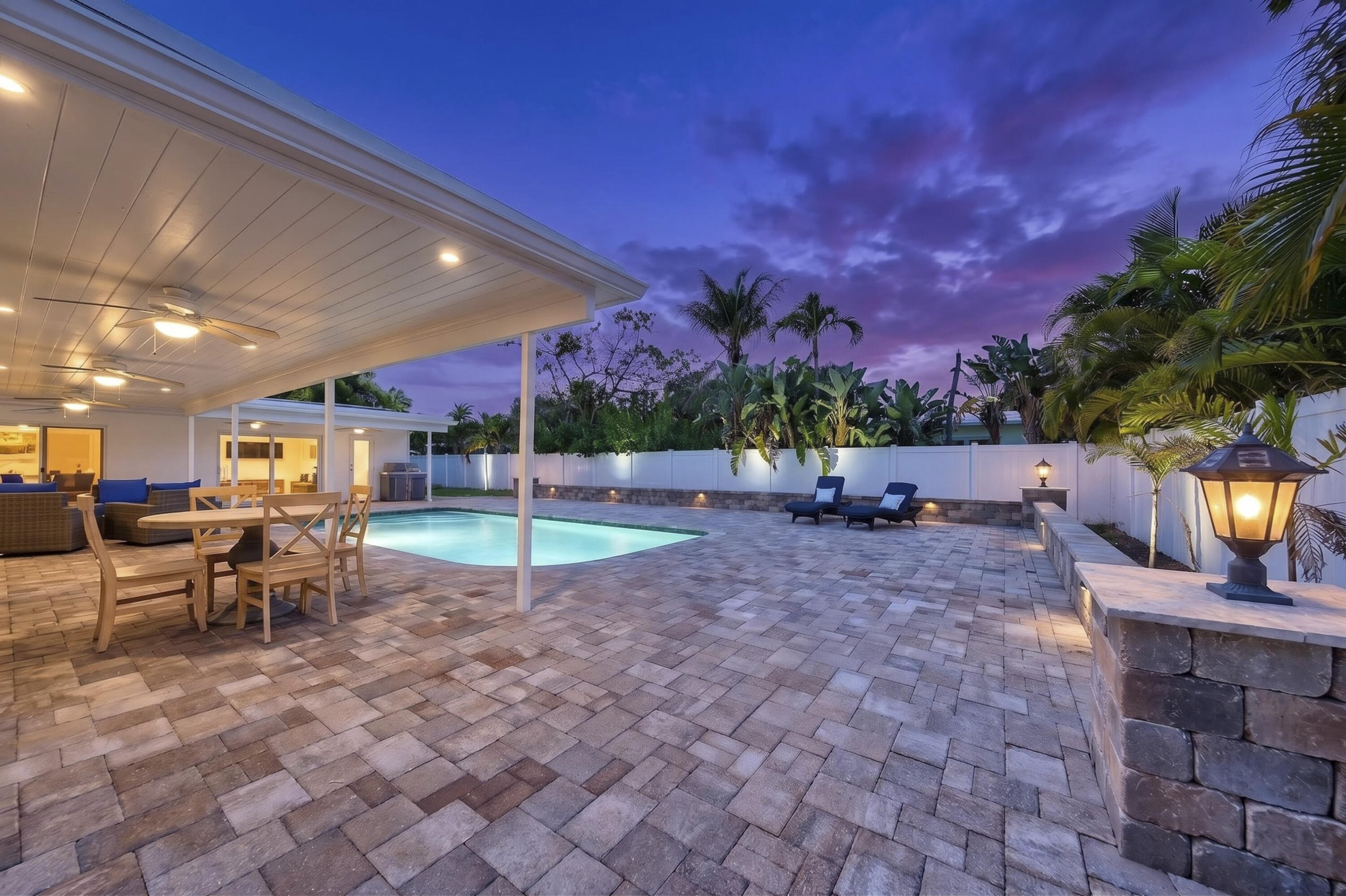 LIGHTHOUSE POINT 6TH SEC - Residential