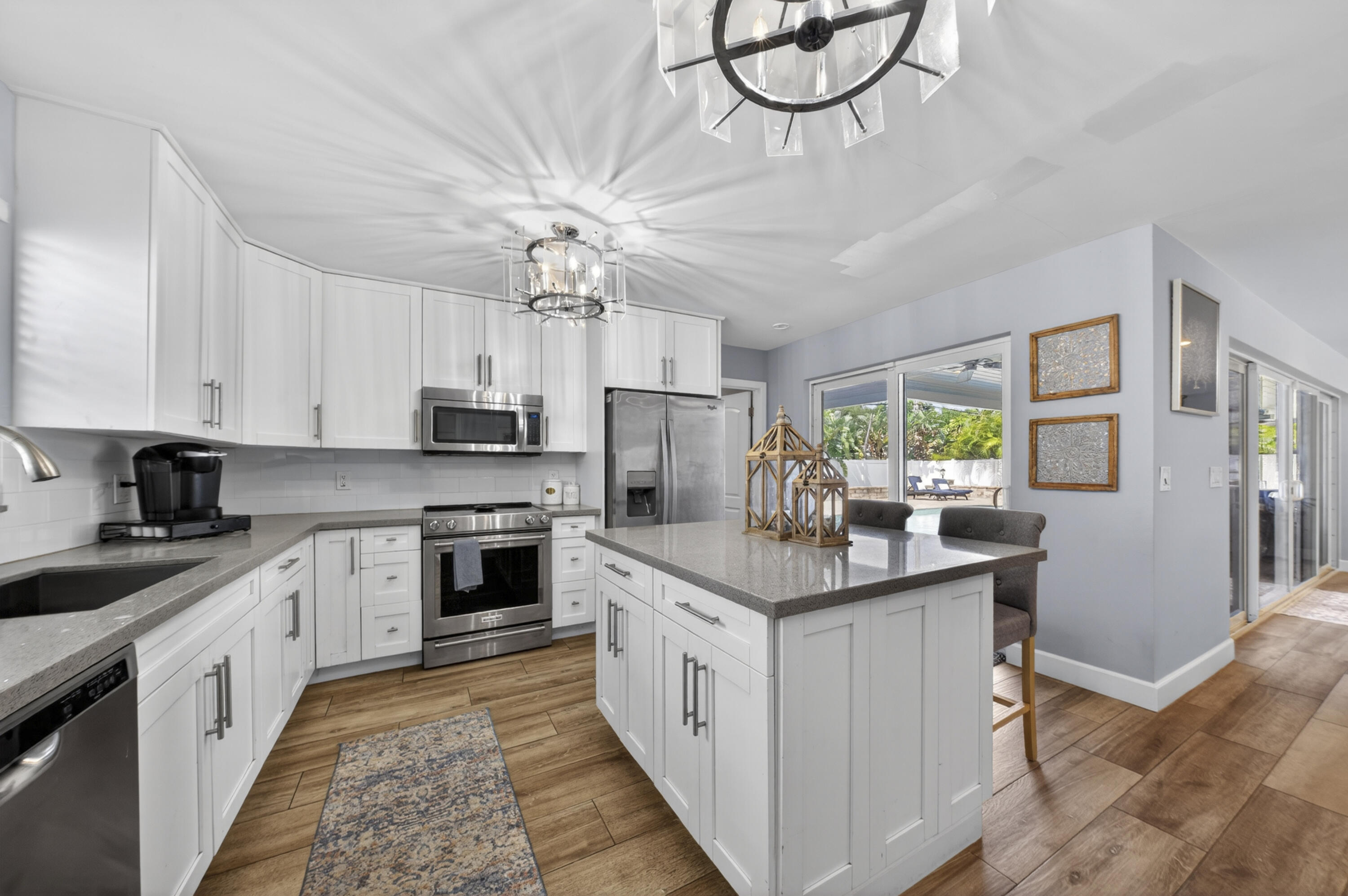 LIGHTHOUSE POINT 6TH SEC - Residential