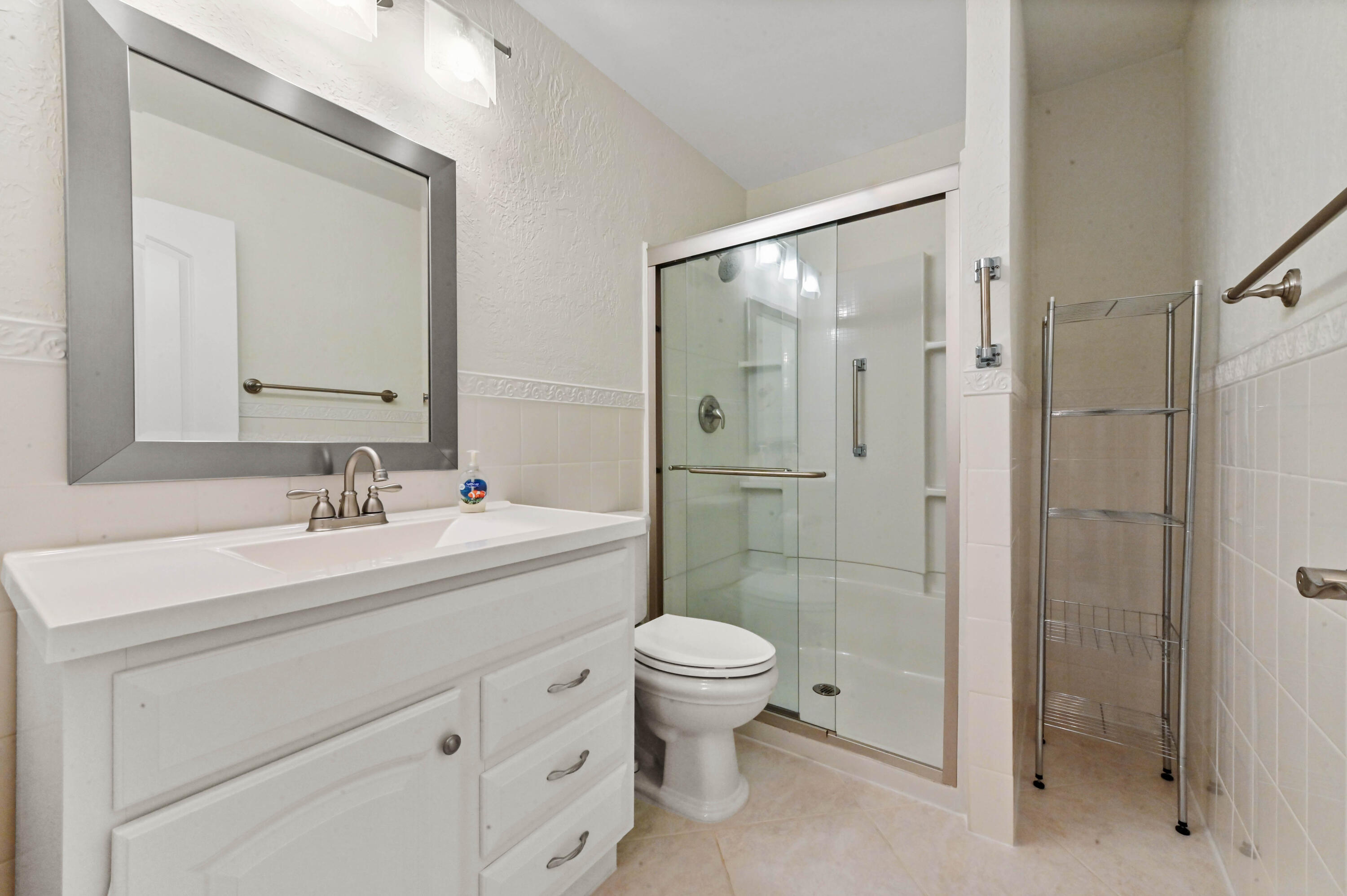 GOLDEN LAKES VILLAGE - Residential