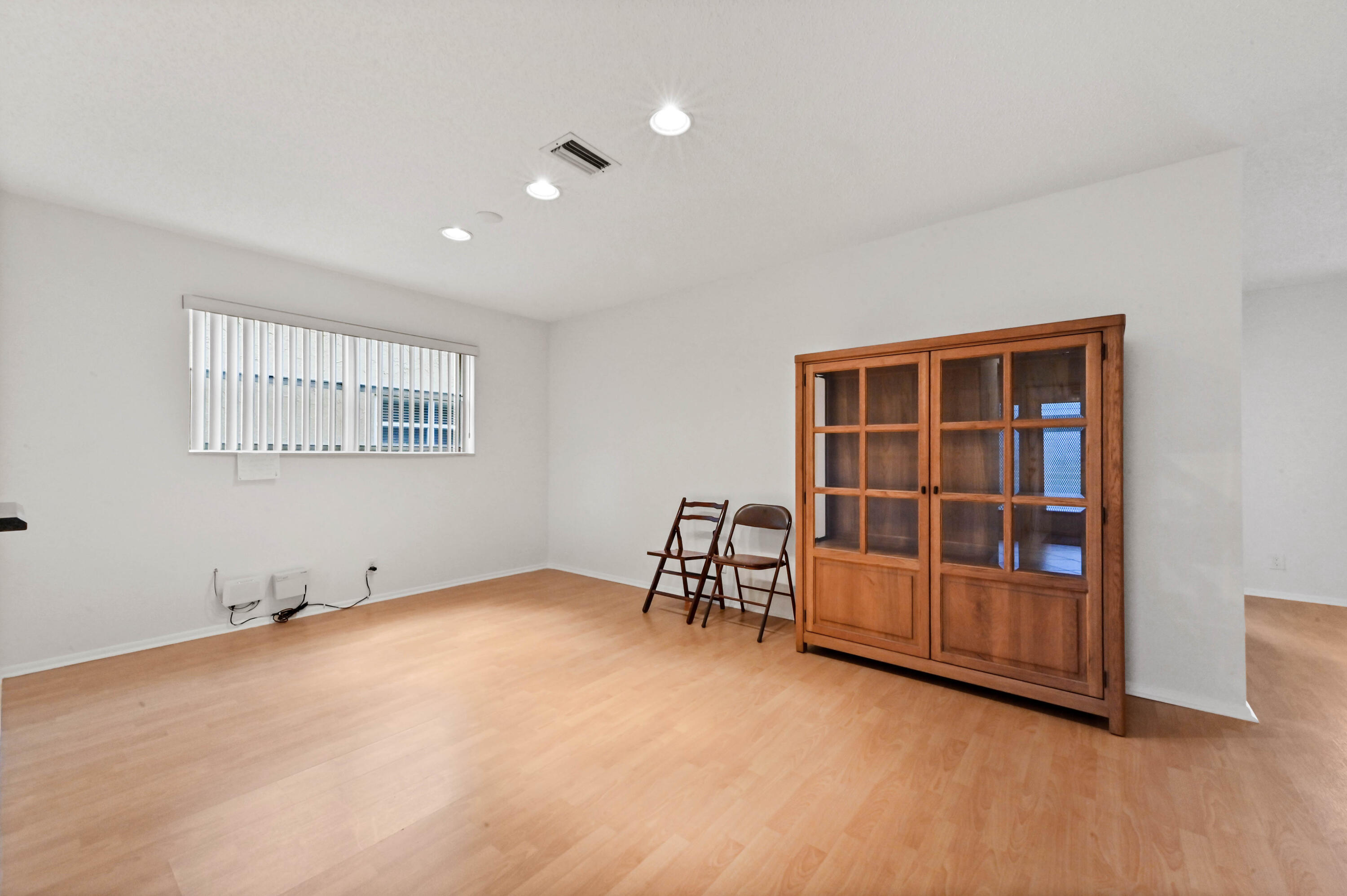 GOLDEN LAKES VILLAGE - Residential