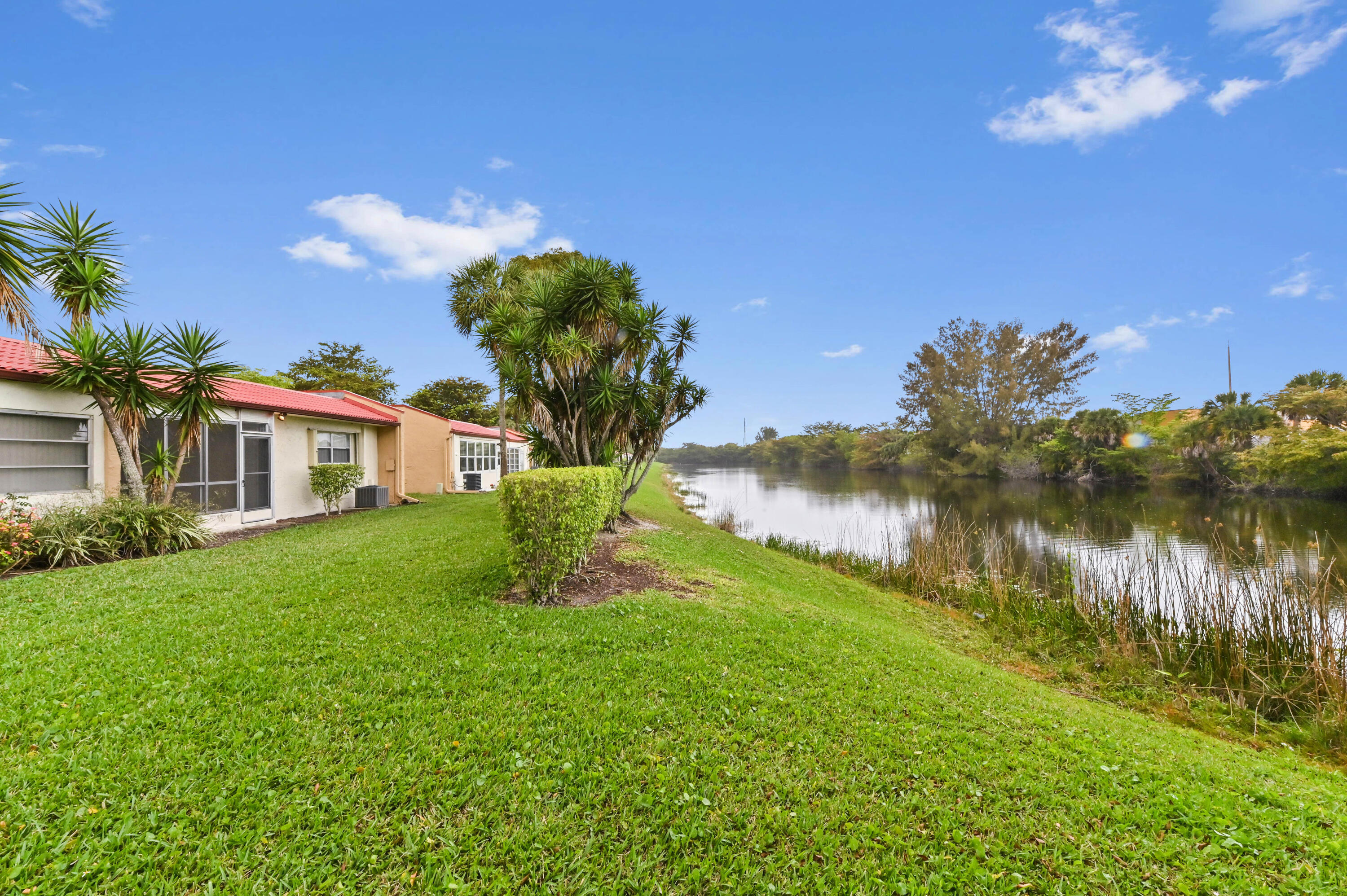 GOLDEN LAKES VILLAGE - Residential