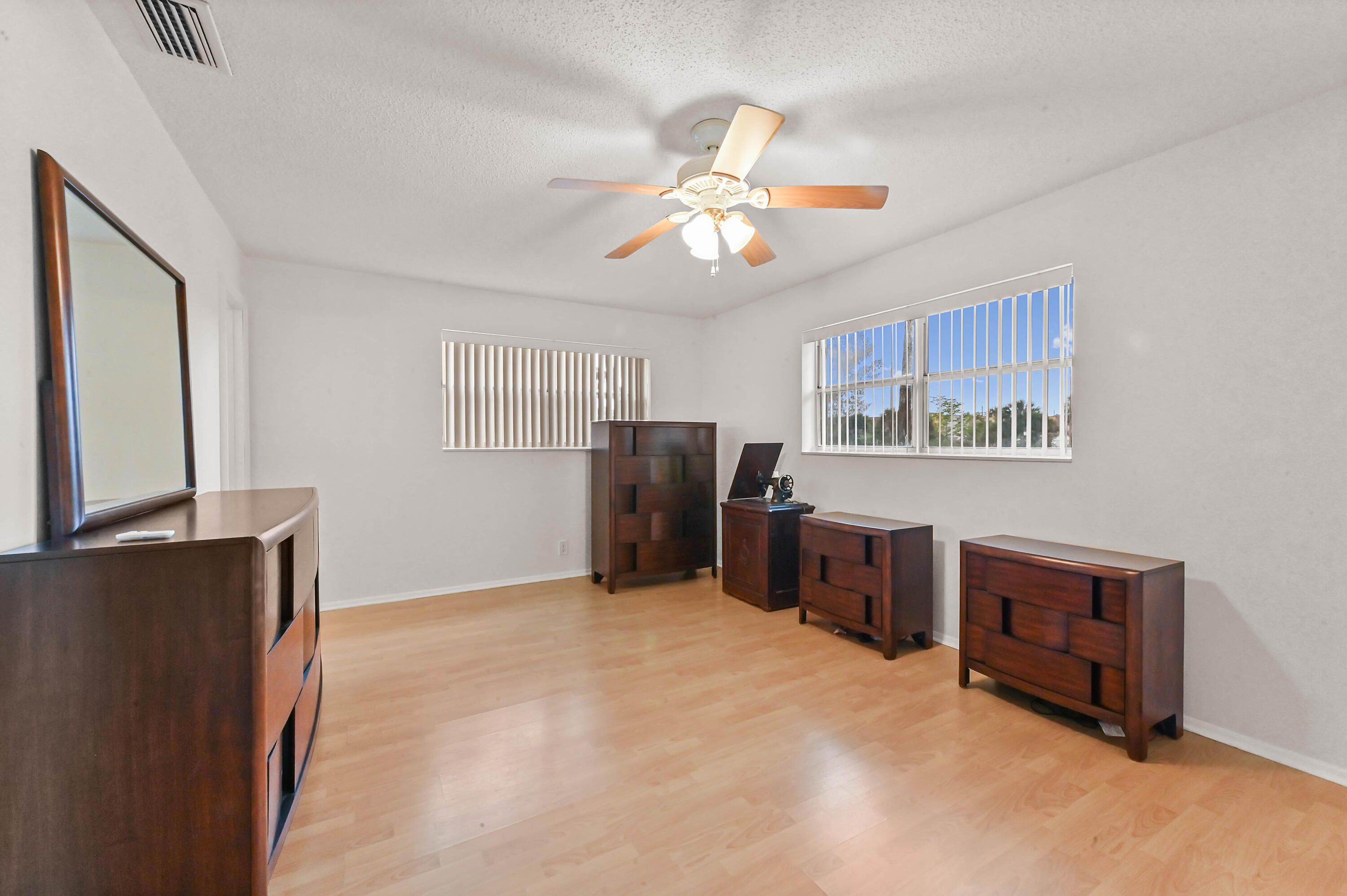 GOLDEN LAKES VILLAGE - Residential