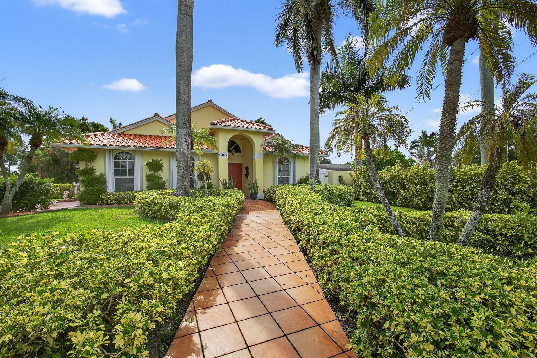 1052 W Shore Drive, West Palm Beach, FL, 33406/$674,900 1 1052 W Shore Drive