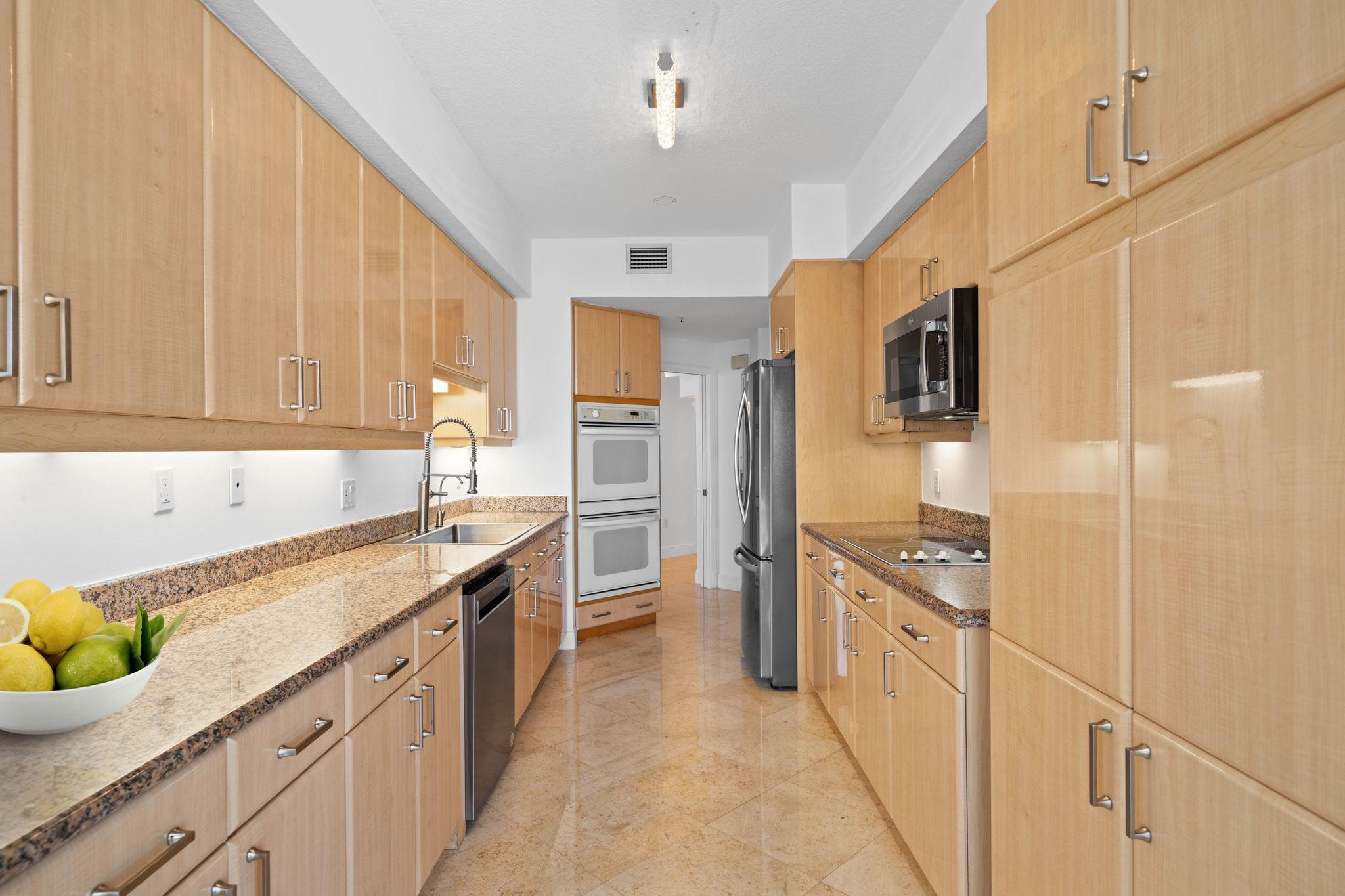 Renaissance On The Ocean - Residential Lease