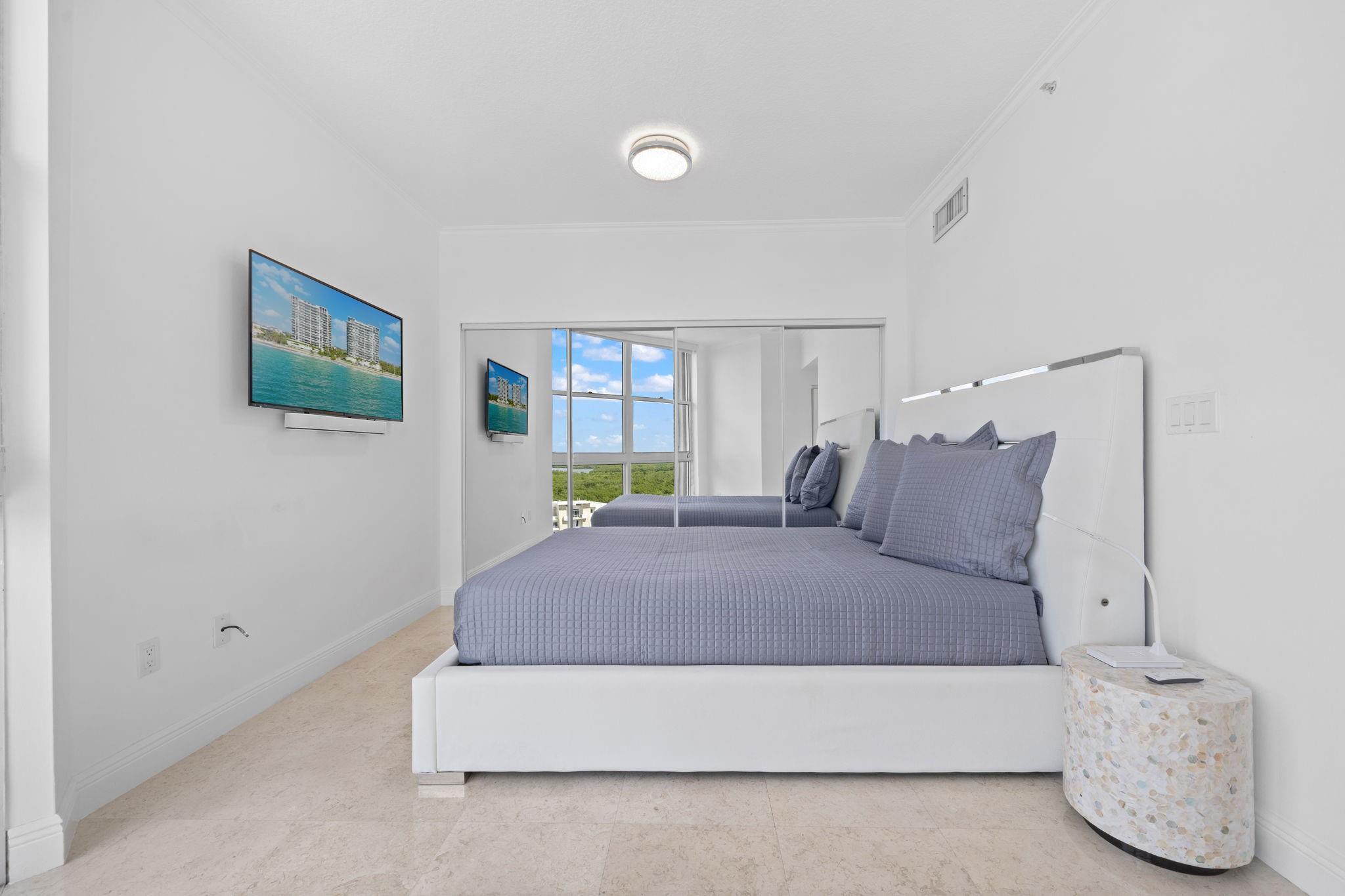 Renaissance On The Ocean - Residential Lease