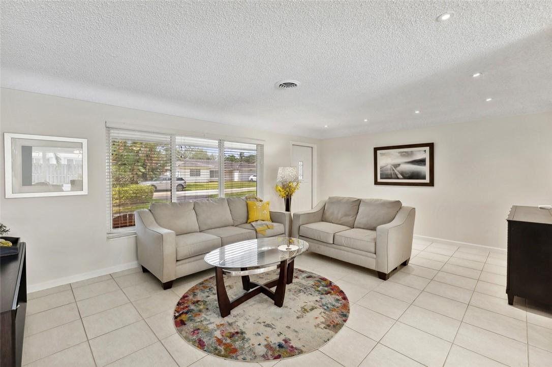 Lighthouse Point Estates - Residential