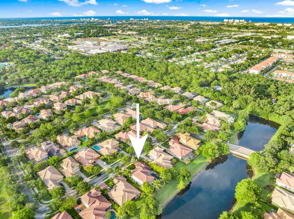 Photo of 108 Via Catalunha, Jupiter, FL 33458 (MLS # R10802479)