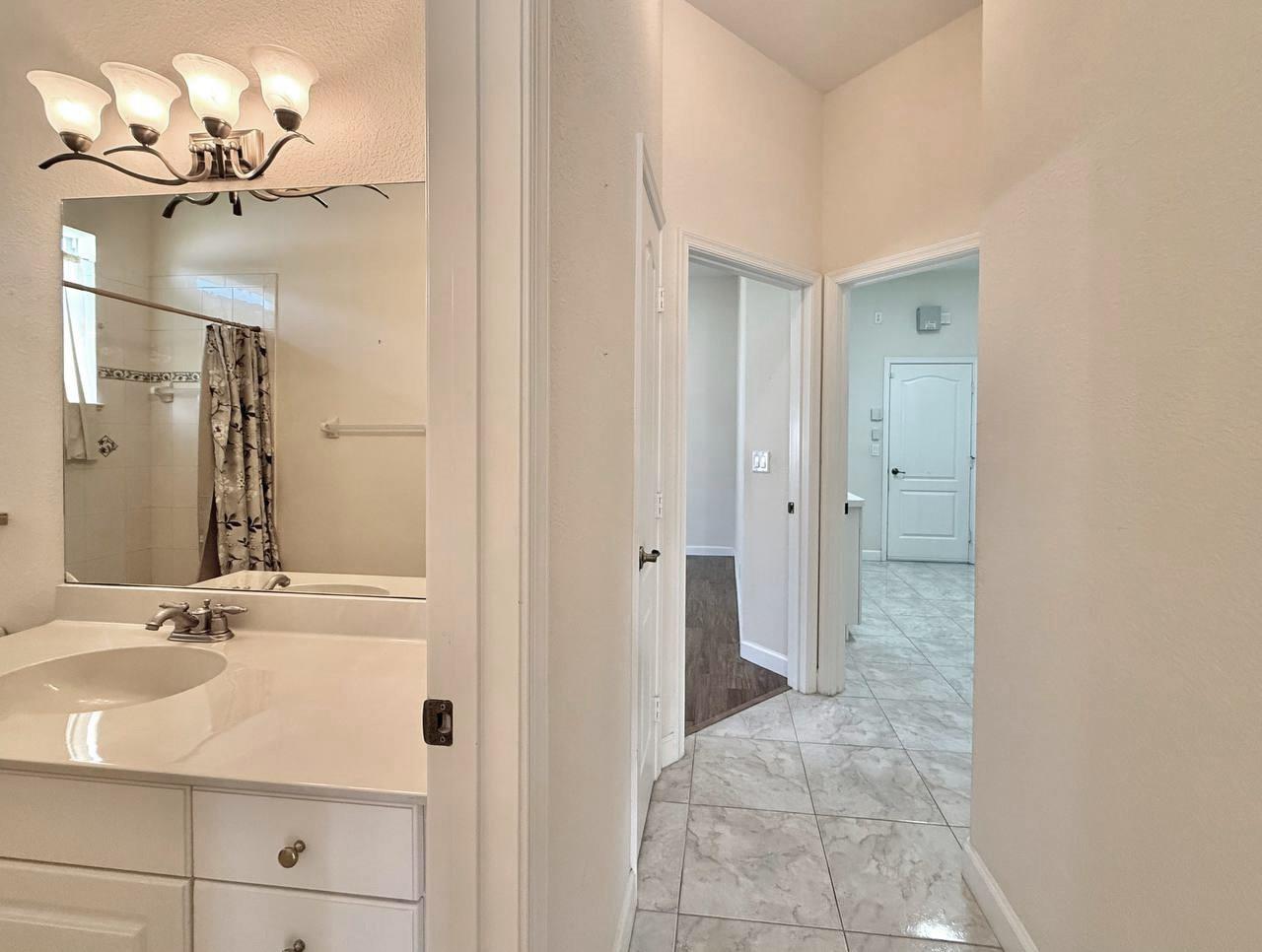 PORT ST LUCIE SECTION 44 - Residential Lease