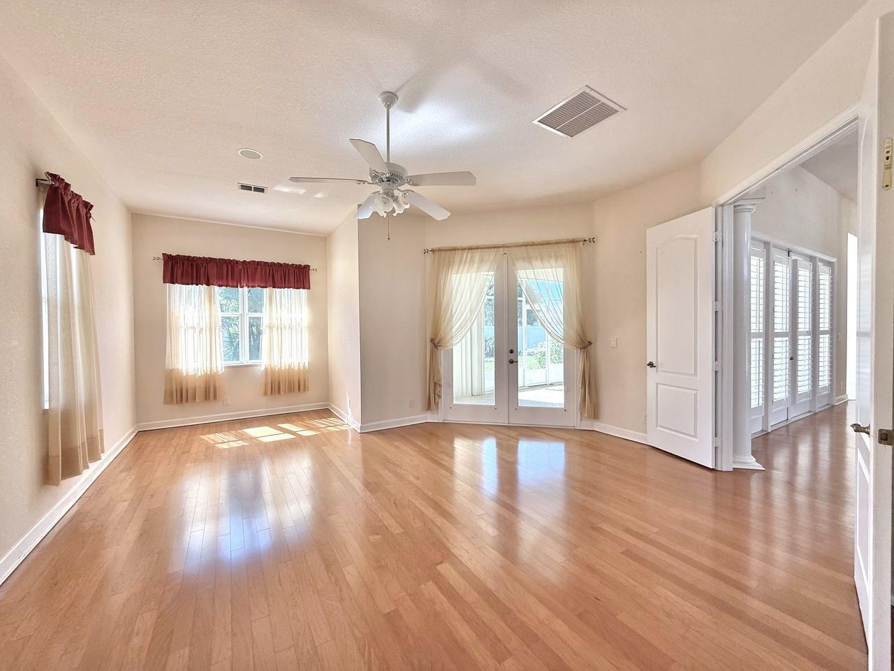 PORT ST LUCIE SECTION 44 - Residential Lease