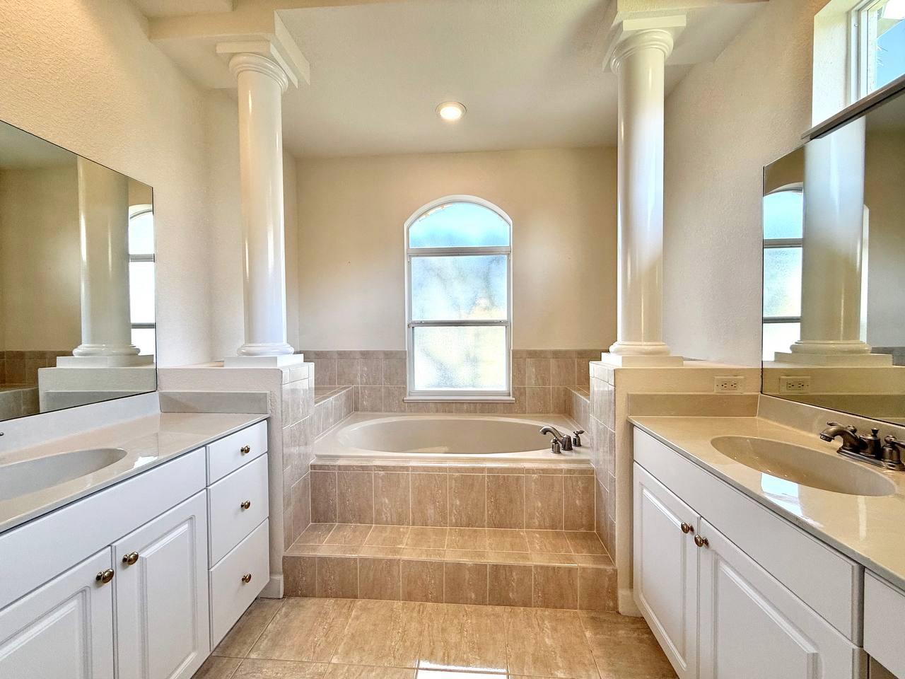 PORT ST LUCIE SECTION 44 - Residential Lease