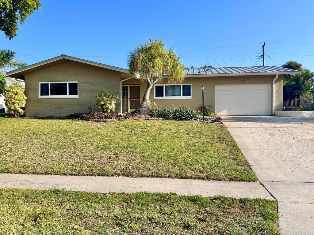 Photo of 1284 SW 9th Street, Boca Raton, FL 33486 (MLS # R11069941)