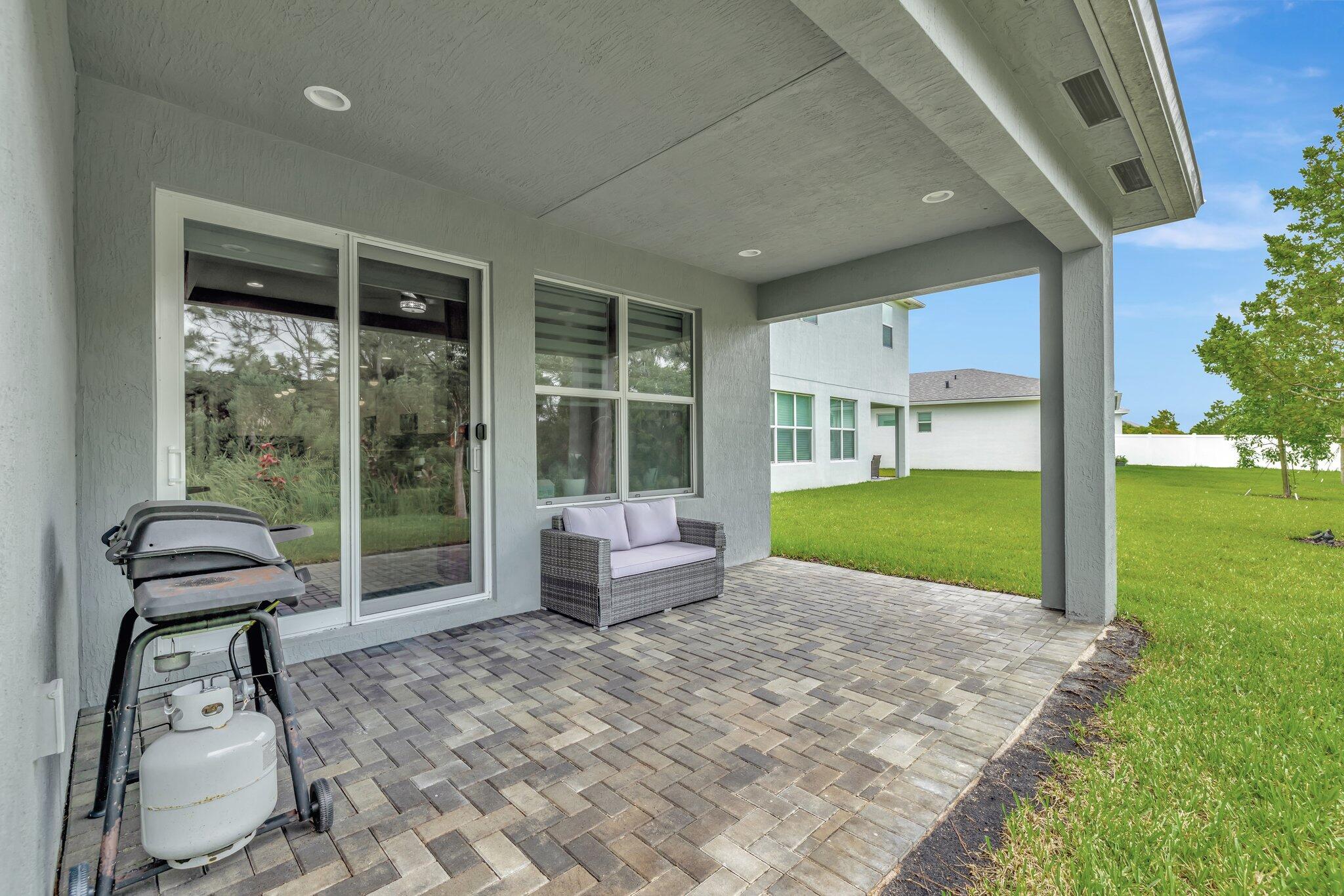 MATTAMY AT SOUTHERN GROVE PLAT 1 REPLAT - Residential