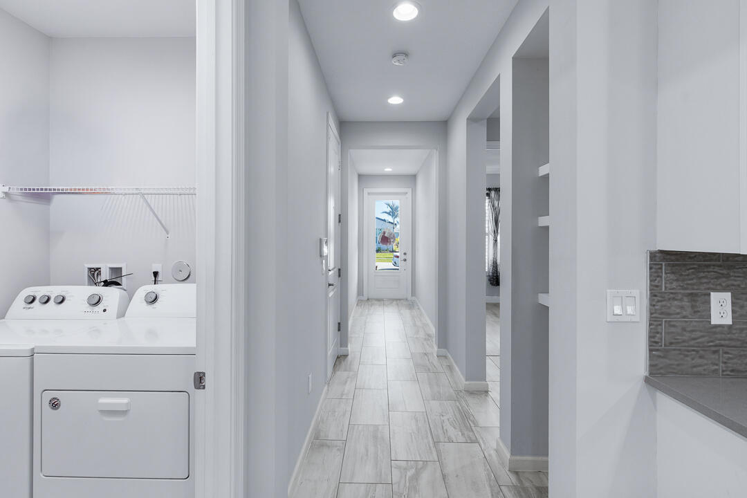 MATTAMY AT SOUTHERN GROVE PLAT 1 REPLAT - Residential