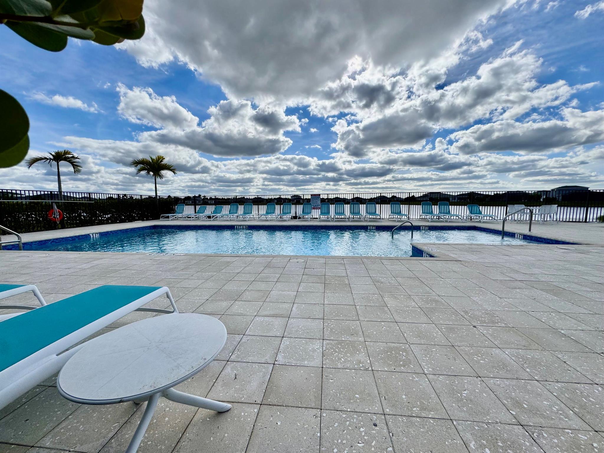 MATTAMY AT SOUTHERN GROVE - Residential