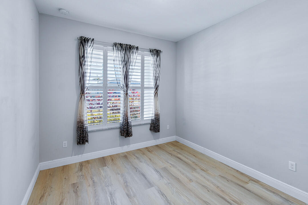 MATTAMY AT SOUTHERN GROVE PLAT 1 REPLAT - Residential