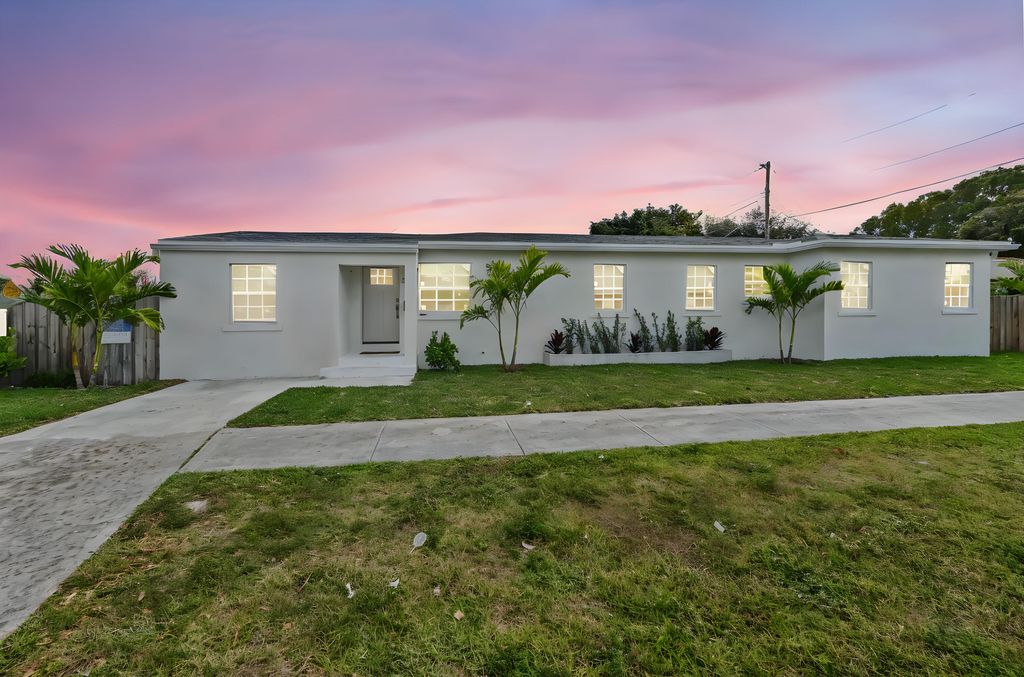 Photo of 3400 Parker Avenue, West Palm Beach, FL 33405 (MLS # R11157181)