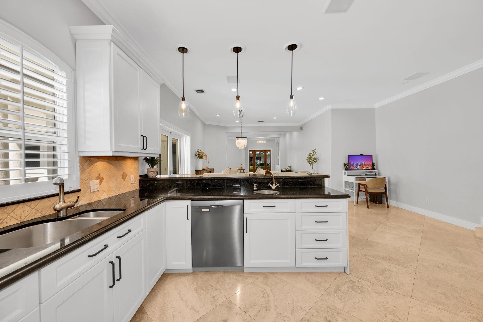 SEA RANCH LAKES - Residential