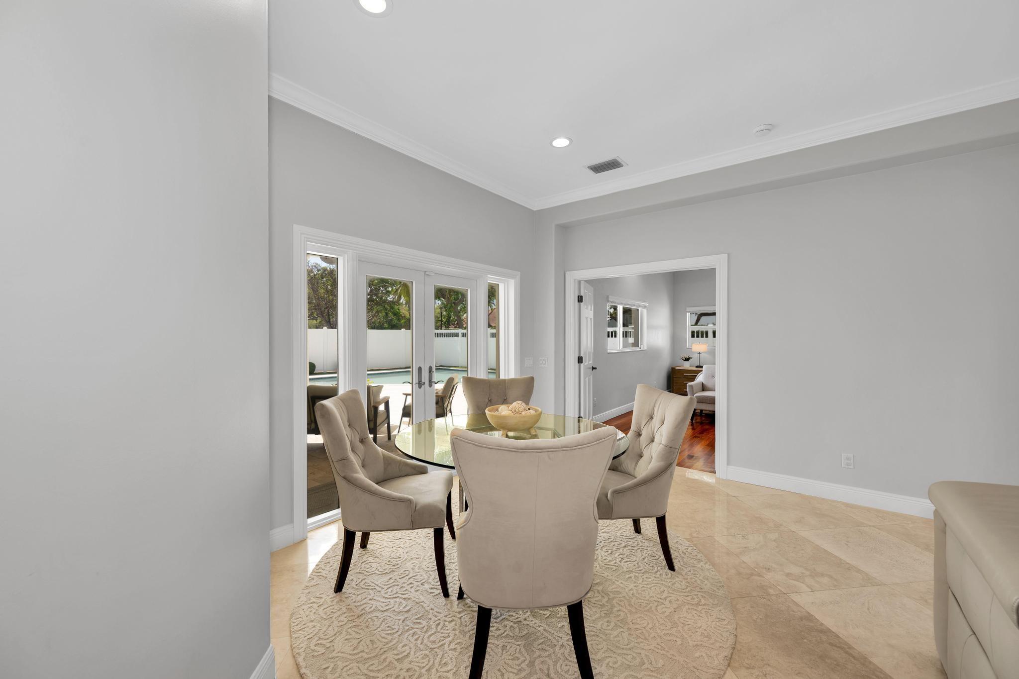 SEA RANCH LAKES - Residential