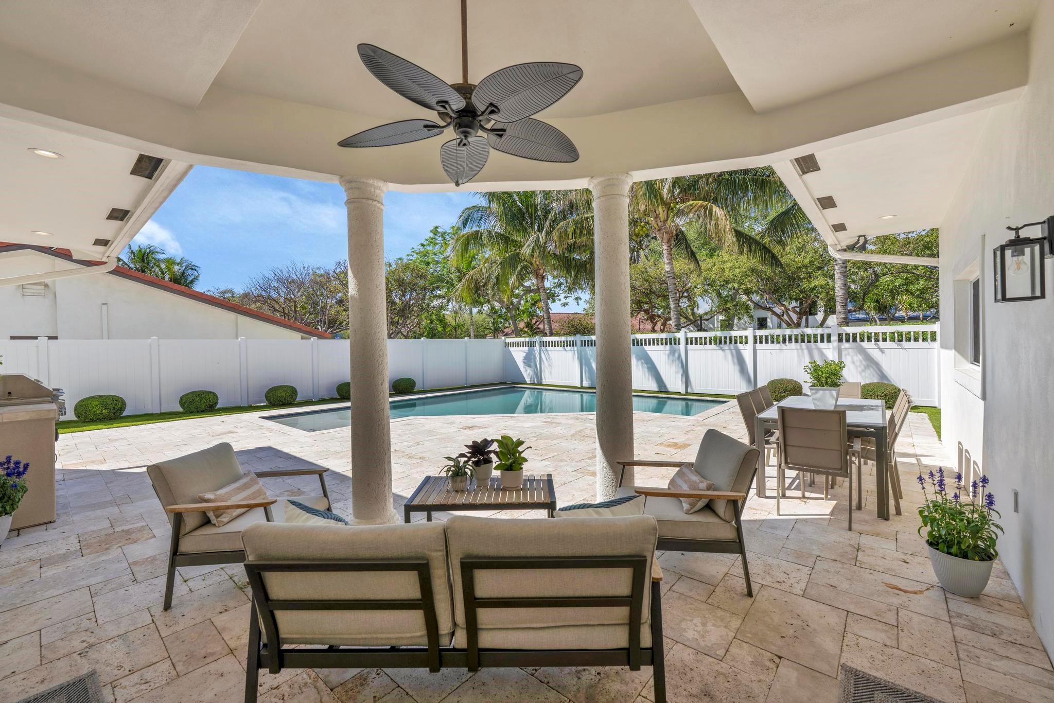 SEA RANCH LAKES - Residential