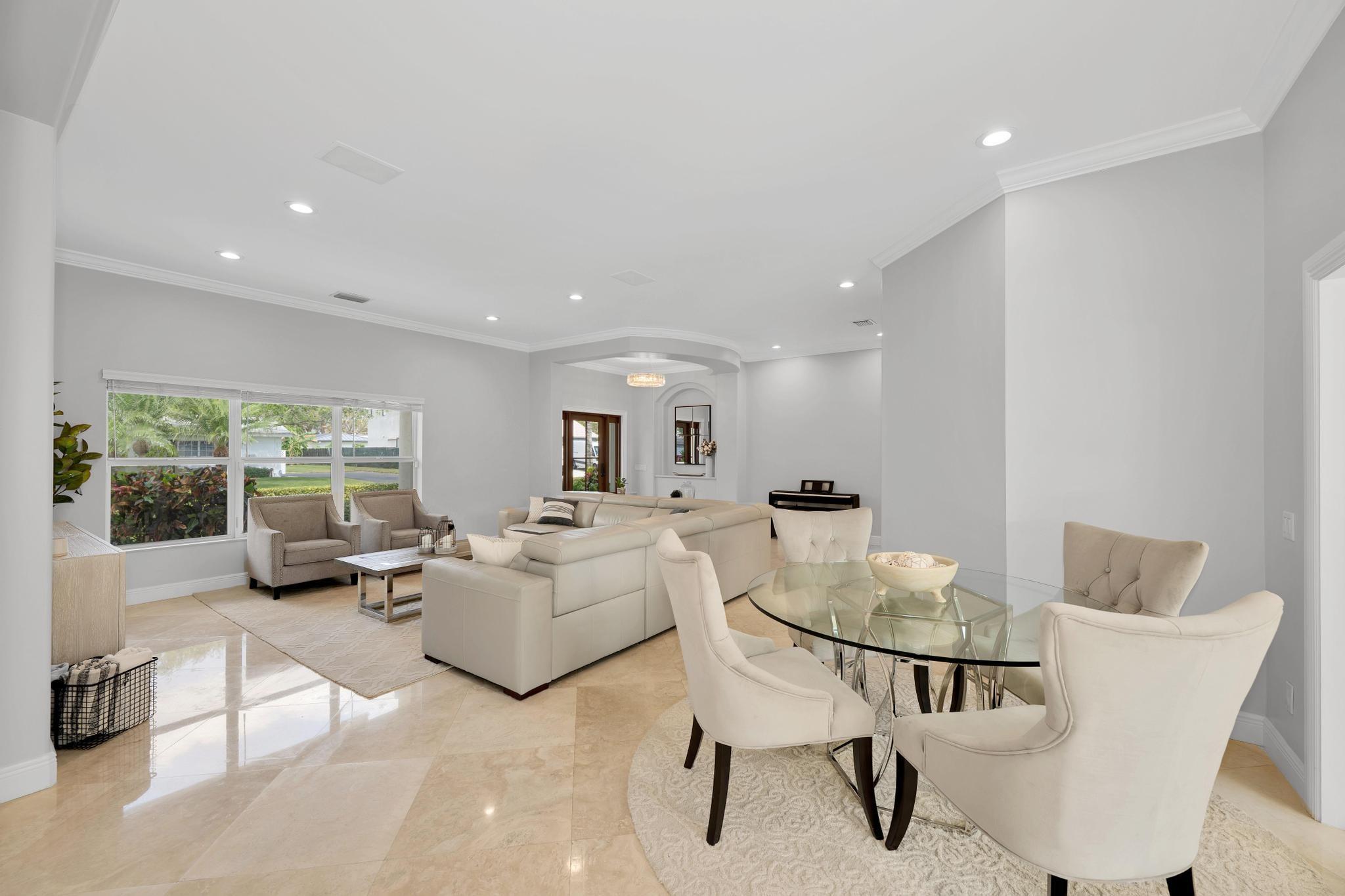 SEA RANCH LAKES - Residential