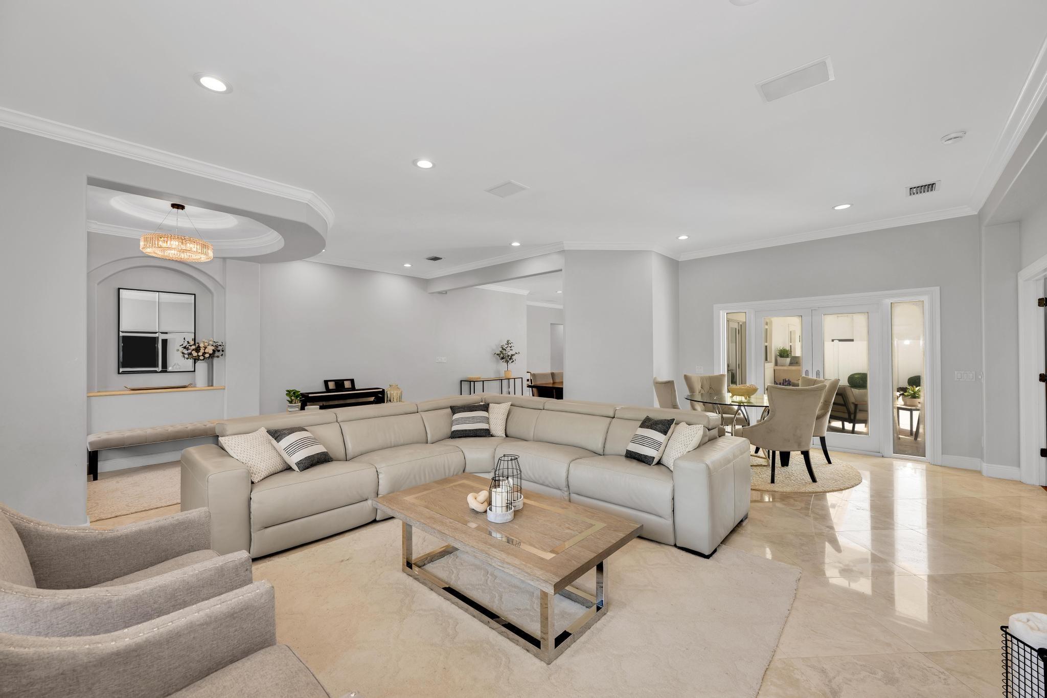 SEA RANCH LAKES - Residential