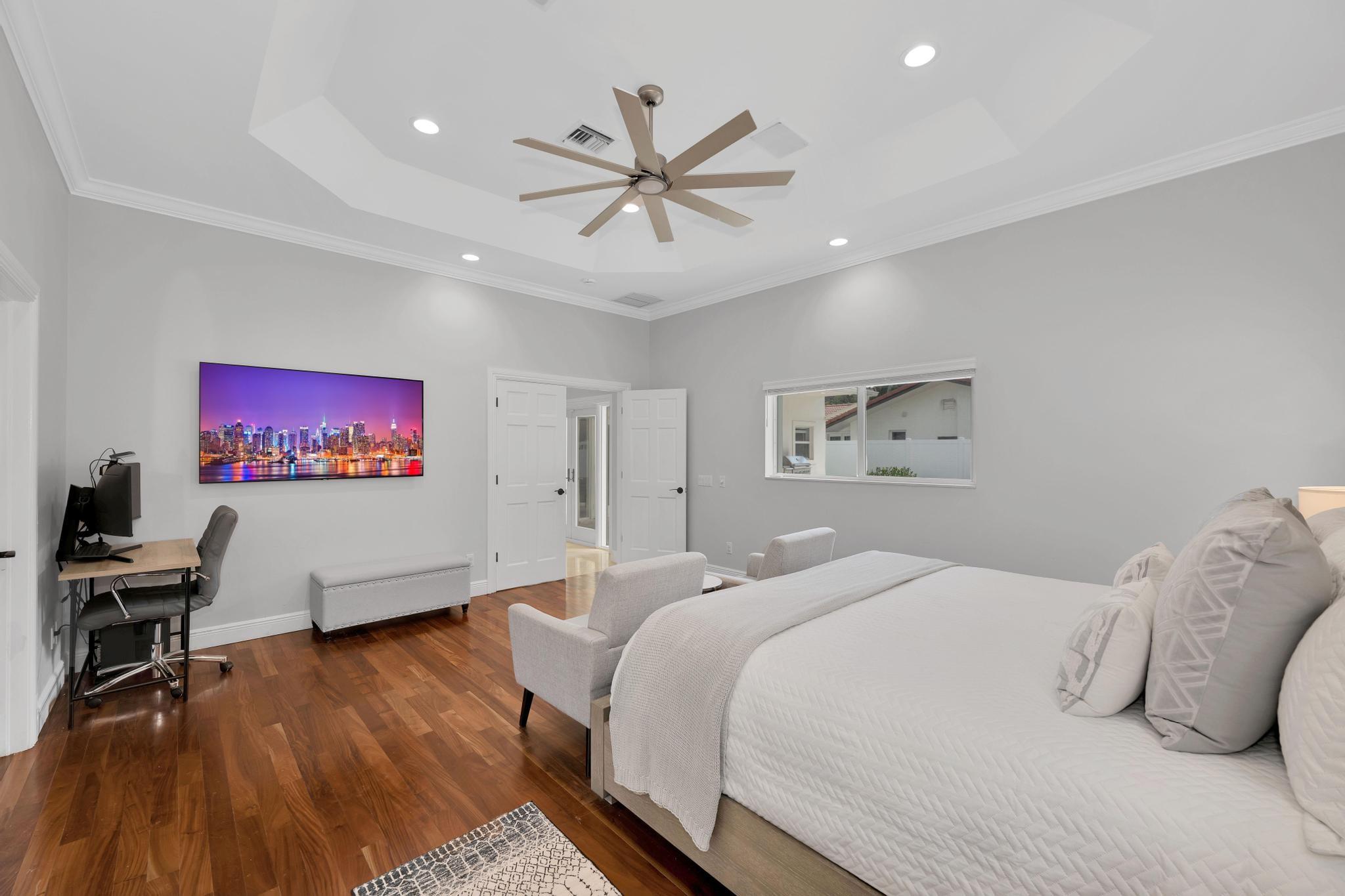 SEA RANCH LAKES - Residential