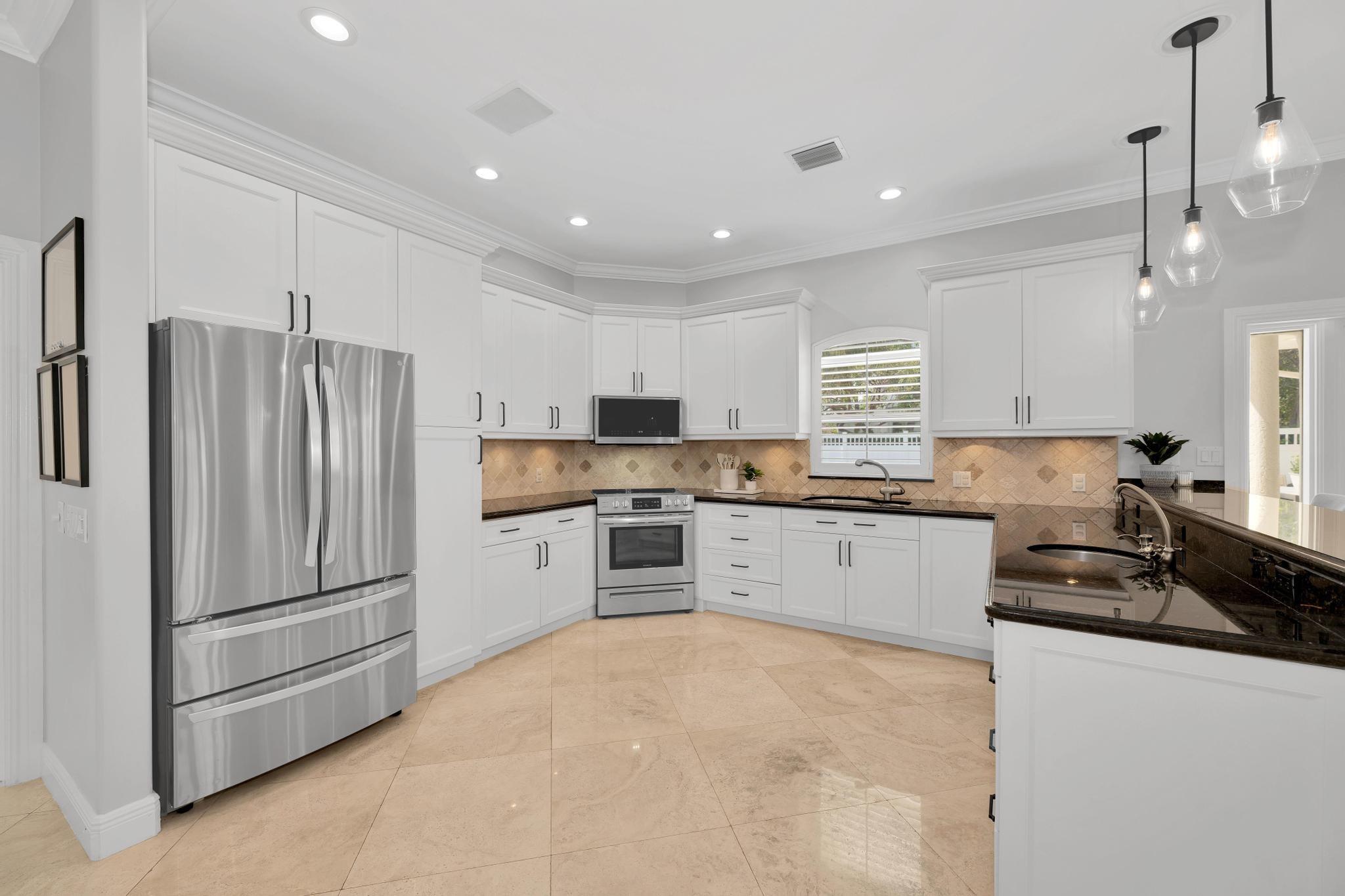 SEA RANCH LAKES - Residential