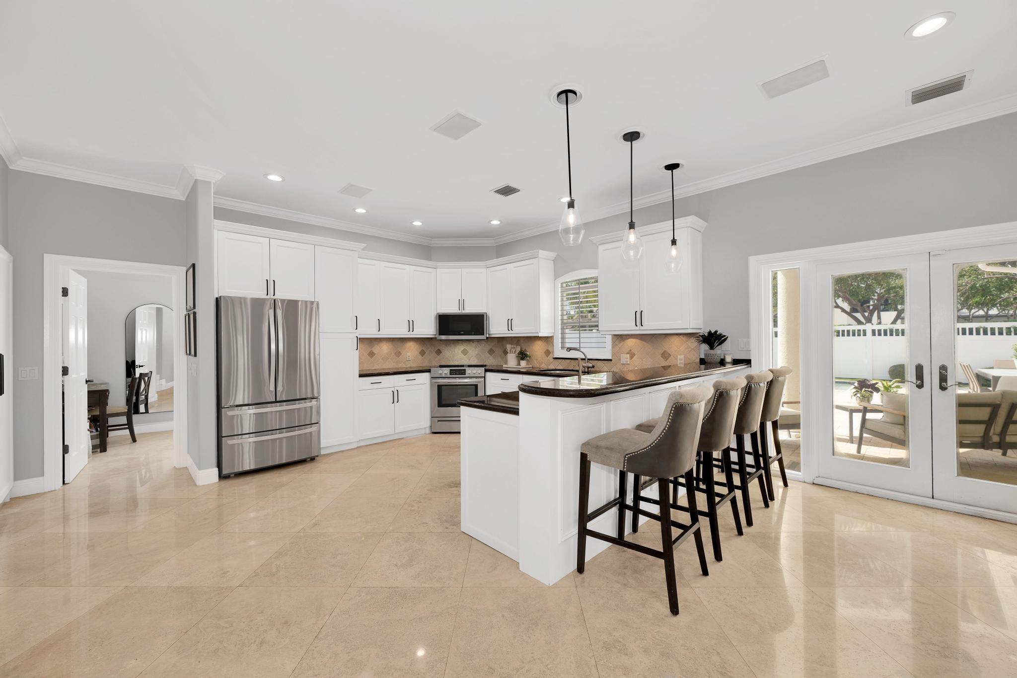 SEA RANCH LAKES - Residential