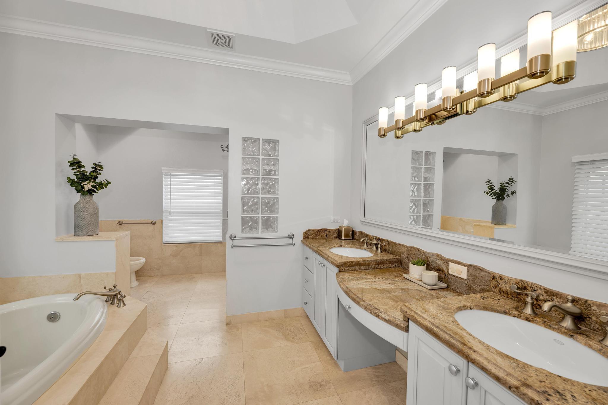 SEA RANCH LAKES - Residential