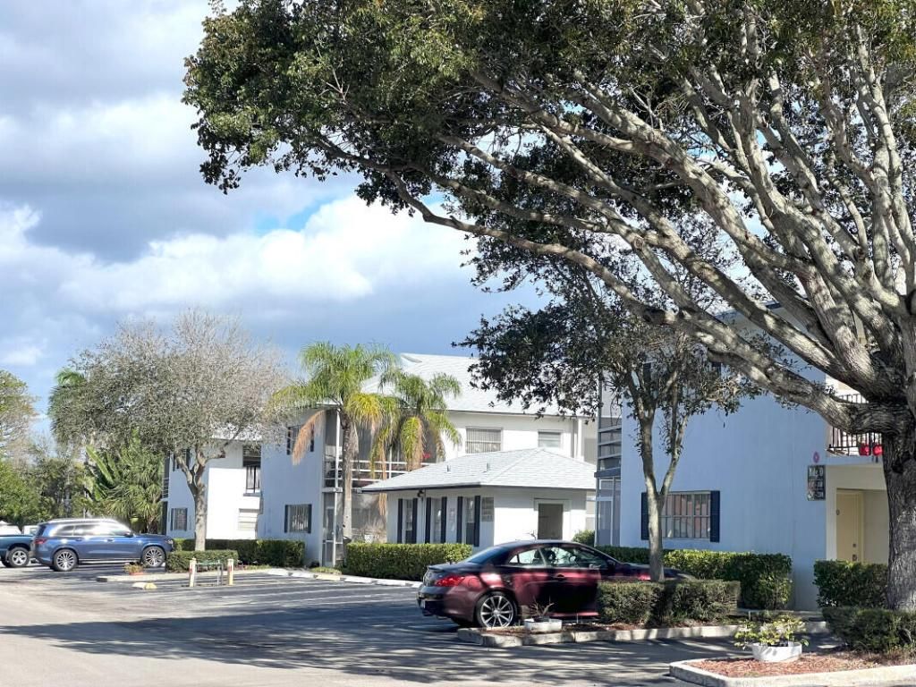 Photo of 360 Fiesta Avenue #103, Tequesta, FL 33469 (MLS # R10956087)